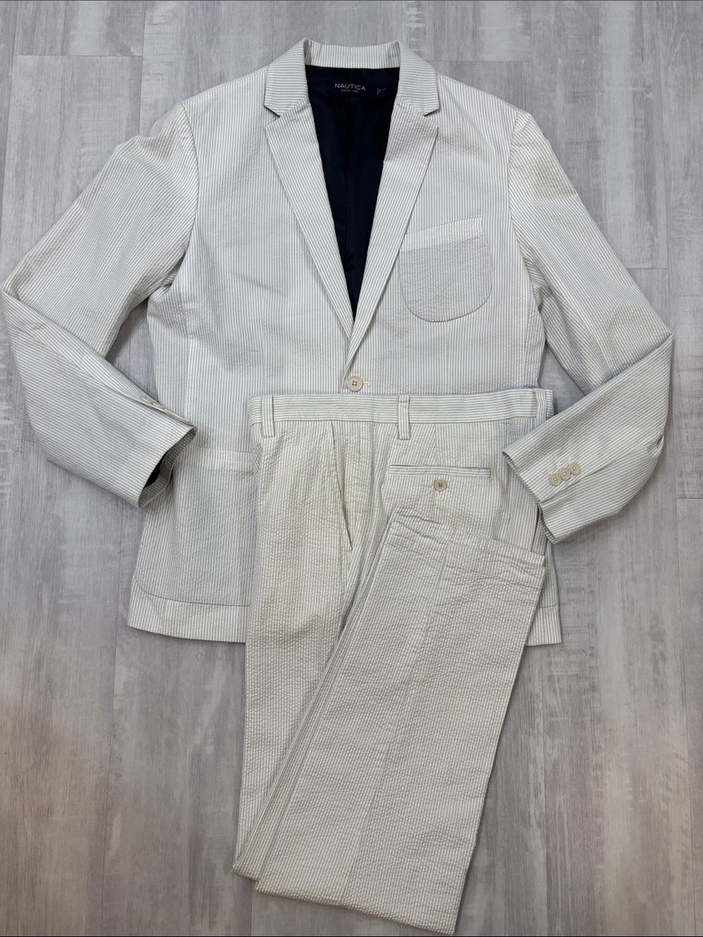 Nautica Light Blue & White Seersucker Two-Piece Suit Medium Pants 34x34